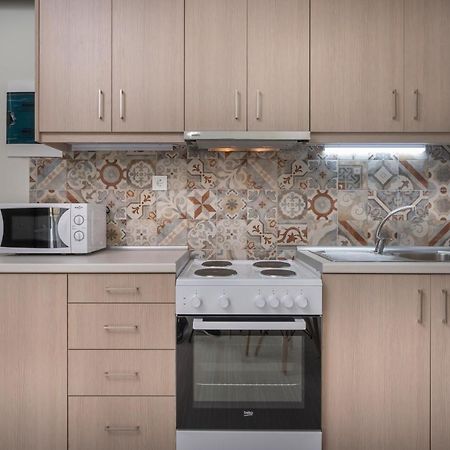Sea Breeze Apartments Колимвари Екстериор снимка