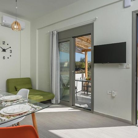 Sea Breeze Apartments Колимвари Екстериор снимка